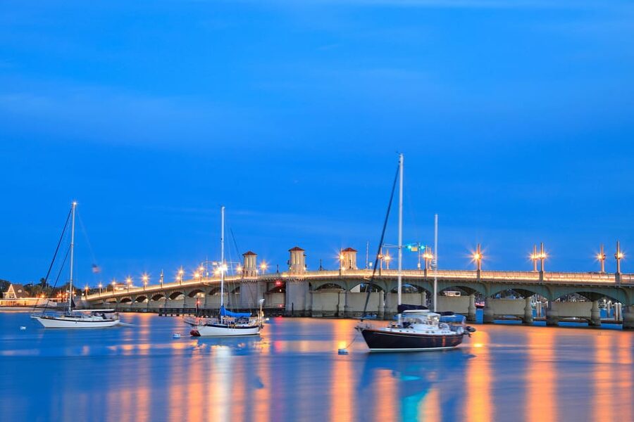 St. Augustine: Nights of Lights Sunset Sail with Drinks - The first hour: sunset, snacks, and a drink in hand