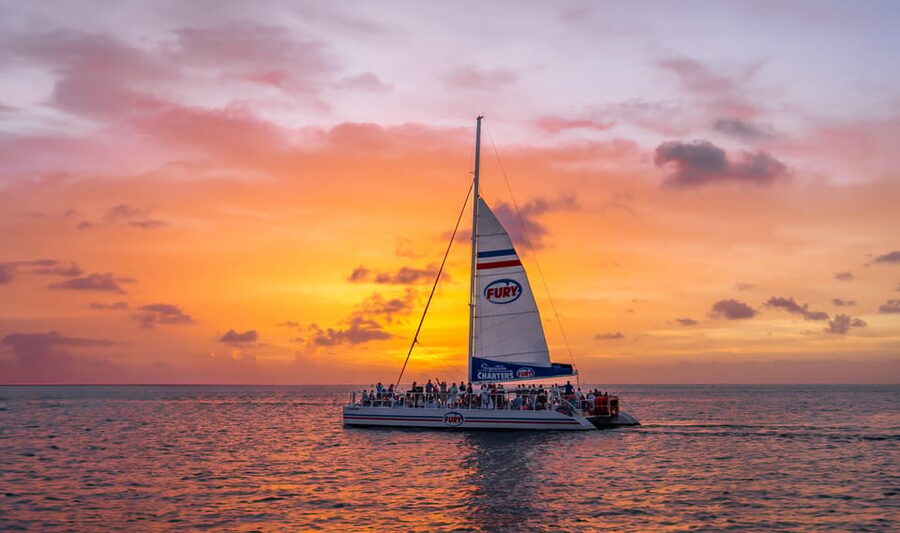 St. Augustine: Nights of Lights Sunset Sail with Drinks - Drinks and food: generous for a sightseeing cruise