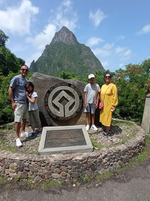 St. Lucia: Private Island Tour with Drinks & Transfers - The sulfur springs and warm mud pool