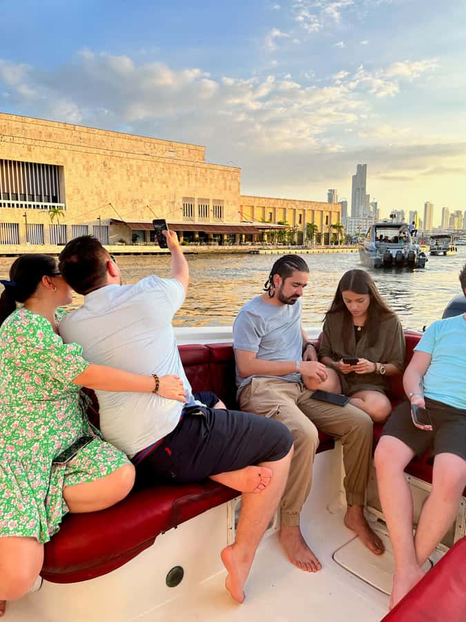 Sunset boat tour open bar and free club entrance Cartagena - What the Cartagena party boat is really like