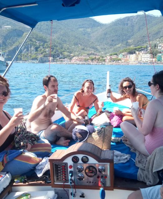 Sunset Boat Tour with drinks and Snacks - Key points to know before booking