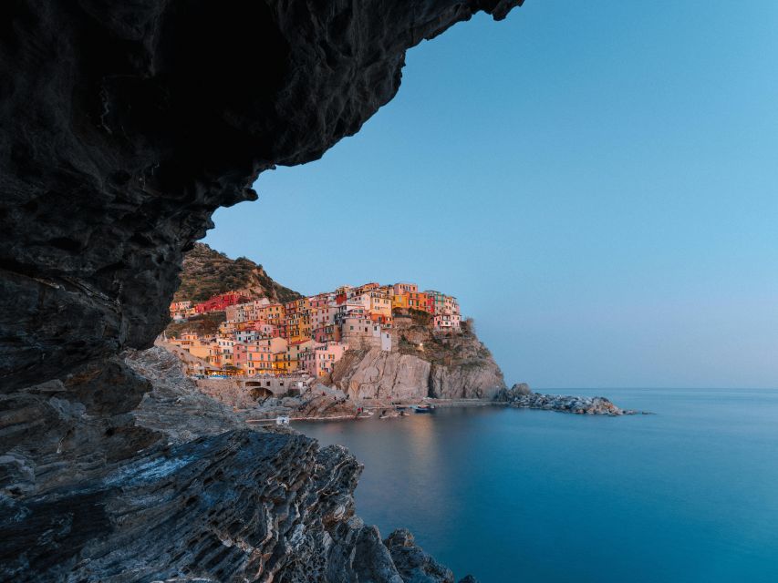 Sunset Boat Tour with drinks and Snacks - Byron Cave and the church of San Pietro