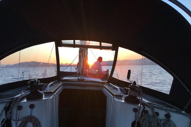 Sunset boat trip with open bar of cava (local champagne) - Who should book this sunset cruise