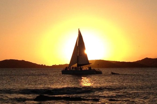 Sunset Sail with Cocktails and Appetizers - Who will get the most from this cruise