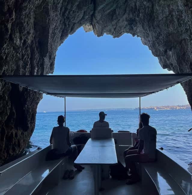 Syracuse: Ortigia Island and Sea Caves Boat Tour with Drinks - Ortigia’s western waterfront and Castello Maniace