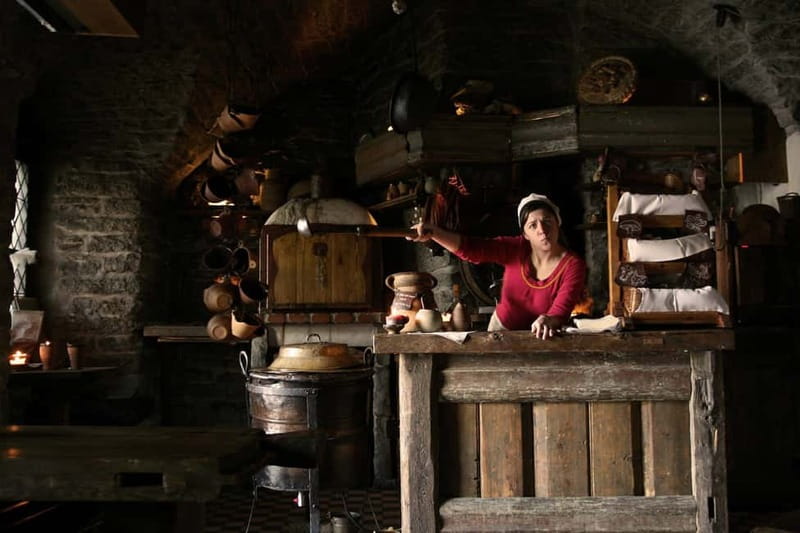 Tallinn: Estonian Food, Drinks and History Tour - Restaurants that function like small museums