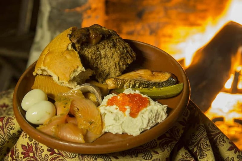 Tallinn: Estonian Food, Drinks and History Tour - The first stops: drinks, sweets, and local tastes