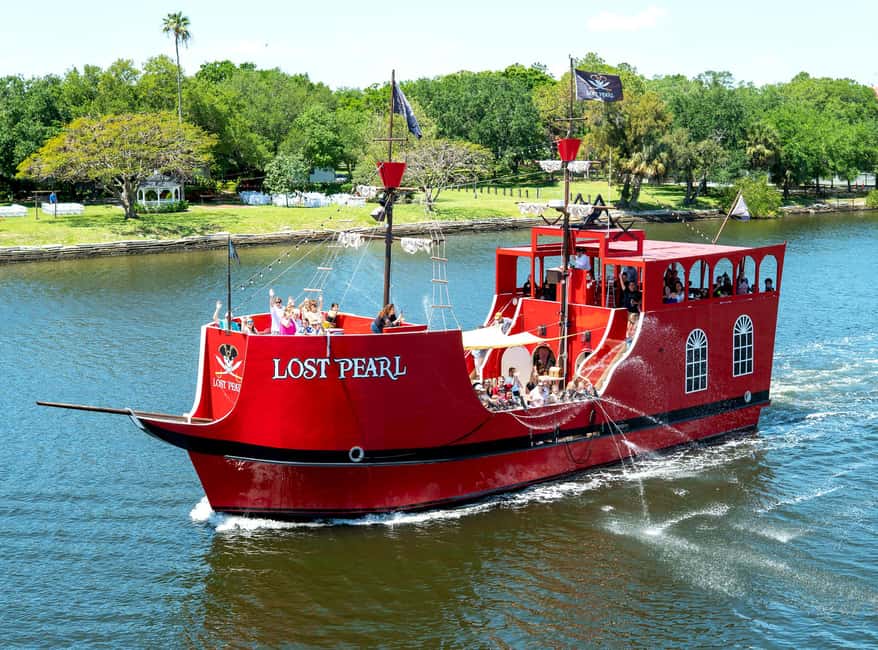Tampa: Pirate Adventure Cruise with Open Bar - Finding the red pirate ship on the Riverwalk
