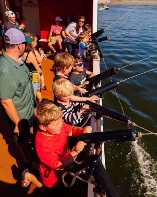 Tampa: Pirate Adventure Cruise with Open Bar - A 1.5-hour cruise built around pirate play