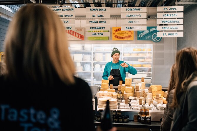 Taste & Tour: The original Belfast Food Tour™️ with drinks - Timing, meeting point, and the final bar
