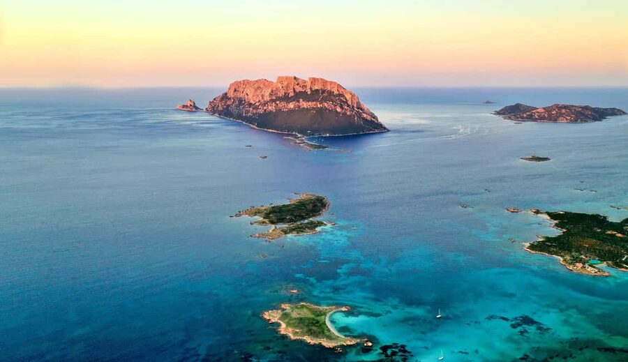 Tavolara: Sunset Aperitif Tour with Drinks and local snacks - Why the sunset timing works so well