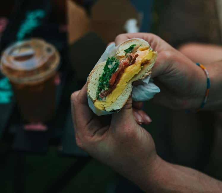 Tbilisi: Left Bank Alternative Street Food Tour with Drinks - What the Guiding Adds