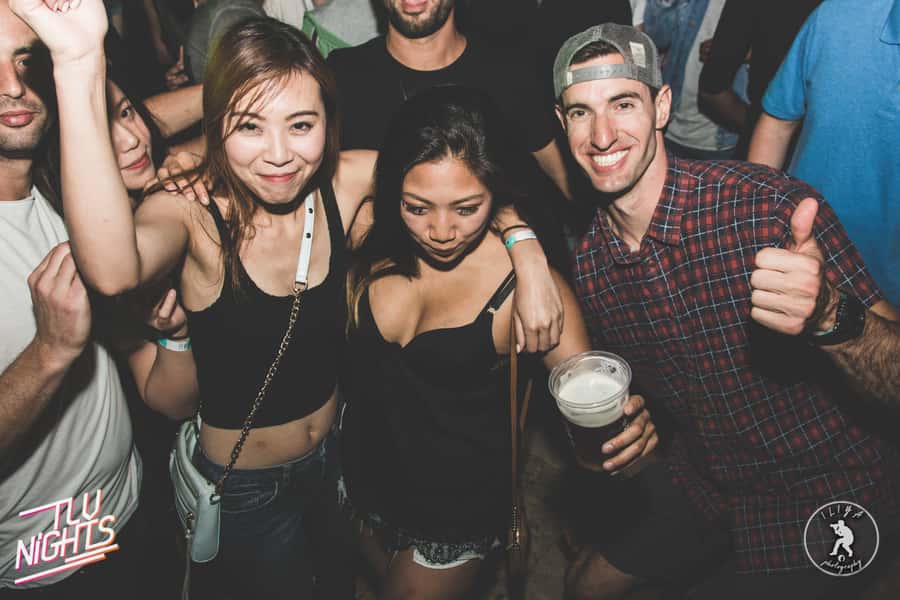 Tel Aviv: Pub Crawl with 4 Stops and Free Shots - What is included, and what you still pay for
