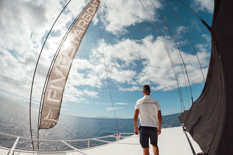 Tenerife: Catamaran Cruise with Brunch and Unlimited Drinks - Choosing between the 3-hour and 4-hour cruise