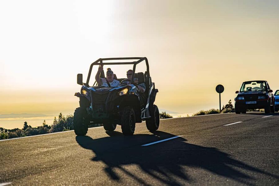 Tenerife: Teide Mountain Buggy On-Road GuidedTour with drink - Sunset near Mount Teide and views toward La Gomera