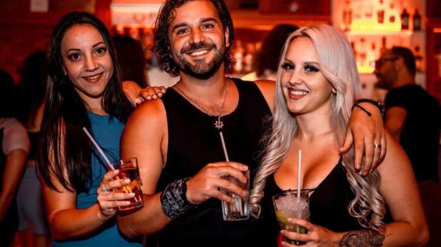 The Original Athens Pub Crawl With VIP Club Entry - What the $21 price really covers