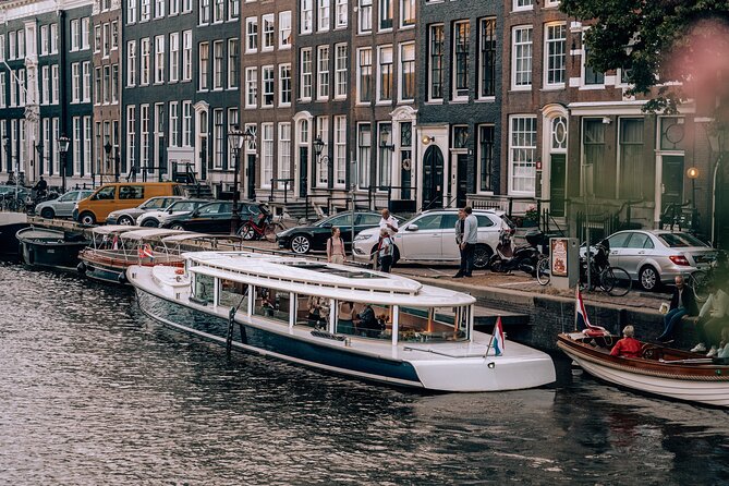 The Ultimate Amsterdam Canal Cruise - 2hr - Small Group with Drinks & Snacks - Why this canal cruise feels different from a basic boat ride