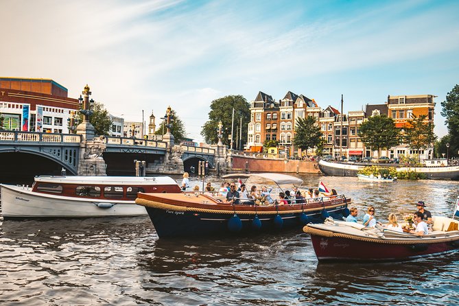 The Ultimate Amsterdam Canal Cruise - 2hr - Small Group with Drinks & Snacks - The smaller waterways and Raamgracht