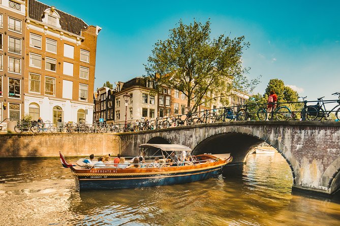 The Ultimate Amsterdam Canal Cruise - 2hr - Small Group with Drinks & Snacks - Boat comfort and the importance of checking the vessel
