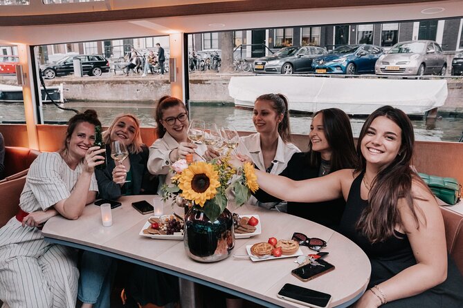 The Ultimate Amsterdam Canal Cruise - 2hr - Small Group with Drinks & Snacks - Starting in the Jordaan