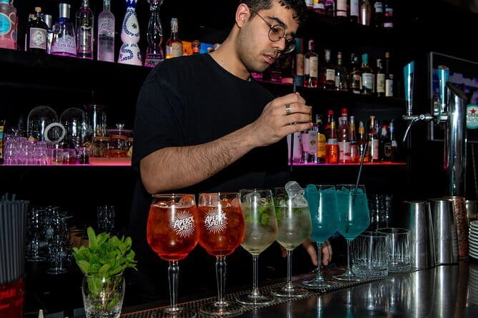 Tipsy Tour: Guided Bar Crawl In Florence with Dark History - A different first night in Florence