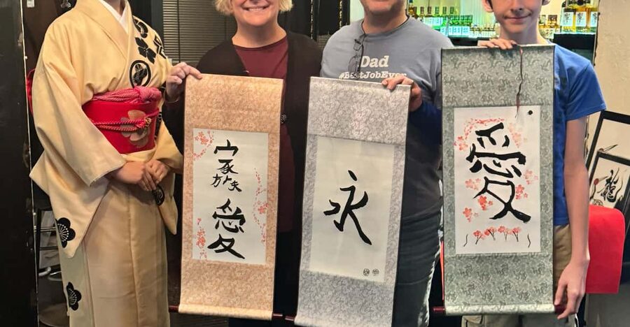 Tokyo: Calligraphy on Kanji Fan & Scroll with Drink - The first brush strokes and the meaning of kanji