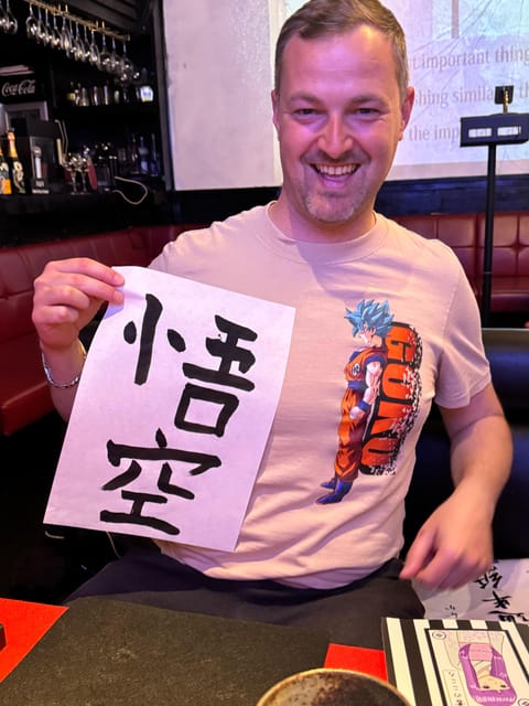 Tokyo: Calligraphy on Kanji Fan & Scroll with Drink - The personalized gifts and their real value