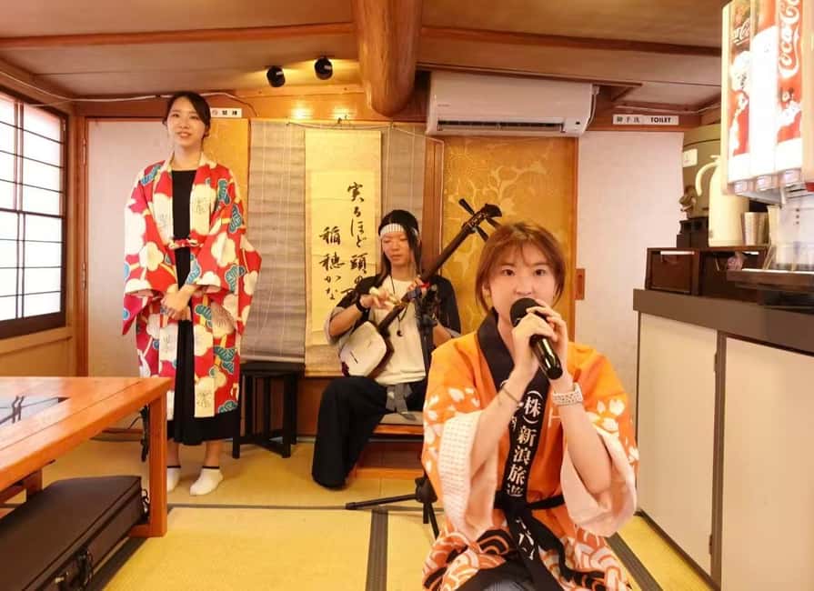 Tokyo Dinner Cruise & Tradition Show & Drinks & Tokyo Tower - Rainbow Bridge, Eitai Bridge, and the waterfront view