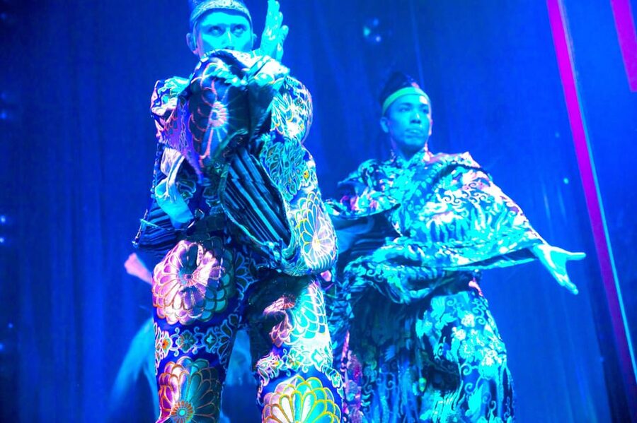 Tokyo GINZA: KONPARU Japanese Cabaret Show with Drink - How the Schedule Fits a Tokyo Evening
