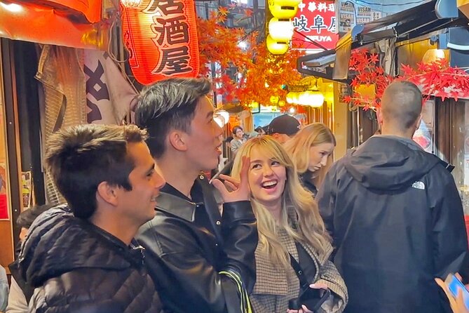 Tokyo: Shinjuku Bar Hopping & Night Walking Tour - Omoide Yokocho and its red lanterns