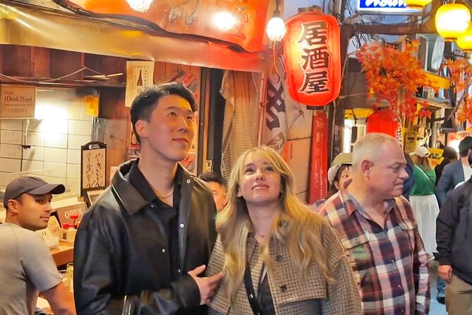 Tokyo: Shinjuku Bar Hopping & Night Walking Tour - Meeting your guide at Shinjuku East Exit