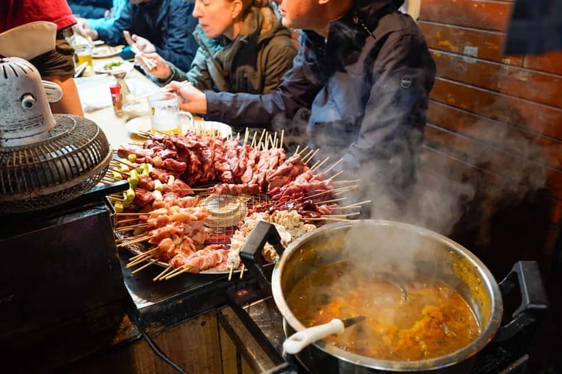 Tokyo: Shinjuku Golden Gai Bar Hopping Night Tour - Why Golden Gai Works Best With a Guide