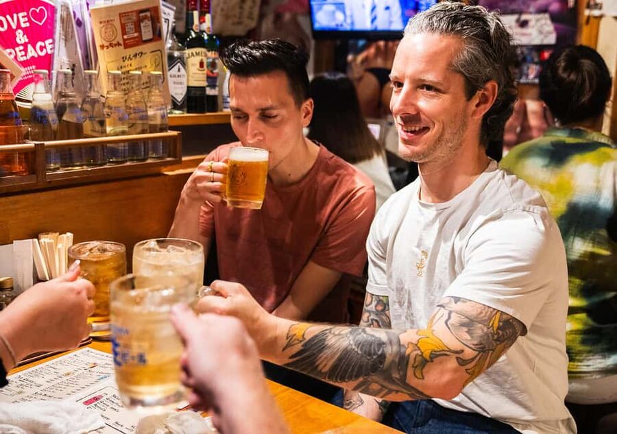Tokyo: Shinjuku Nightlife Tour with Karaoke and Bar Hopping - Omoide Yokocho: a compact first taste of Shinjuku