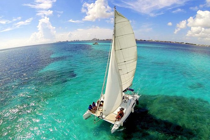 Top Sailing to Isla Mujeres with lunch and open bar from Cancun - Free time on Isla Mujeres and the souvenir stop