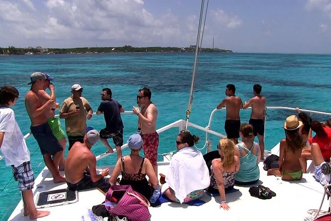 Top Sailing to Isla Mujeres with lunch and open bar from Cancun - Who will enjoy this sailing most