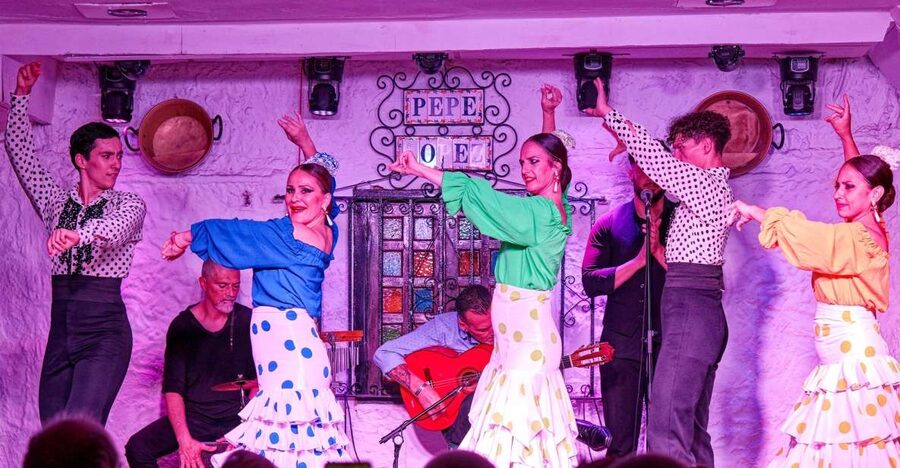 Torremolinos: Flamenco Show with Drinks - Pepe López and Torremolinos’ Old Flamenco Club