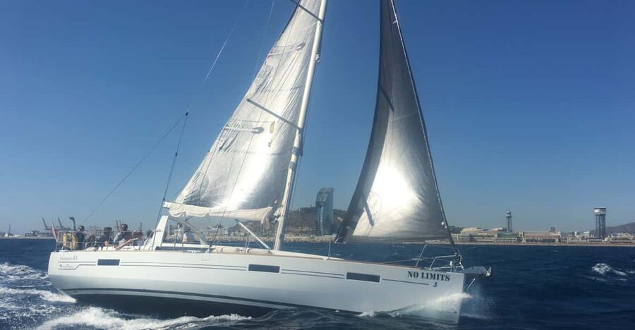 Two Hour Luxury Sailing Experience with Open Bar - What the $85 price includes