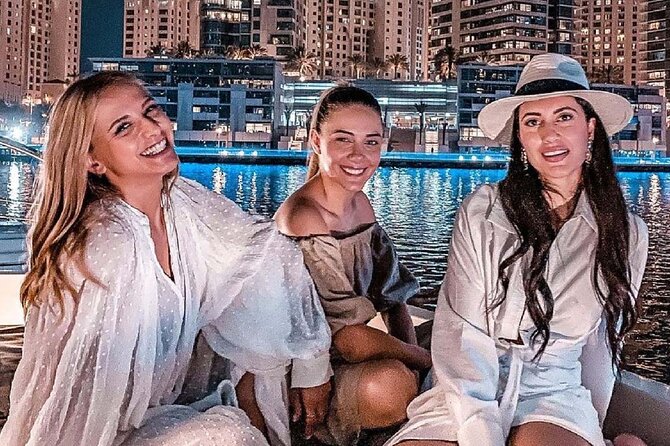 Ultimate Dubai Marina Yacht Party with BBQ, Drinks & DJ - What the four-hour sailing feels like