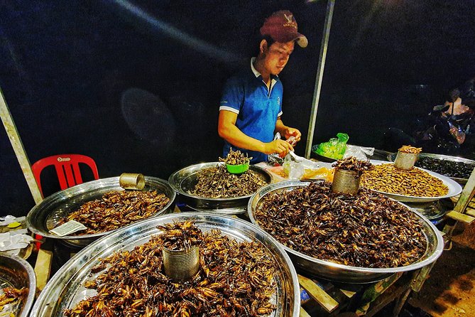 Ultimate Siem Reap Food Tour (10 Locals Tasting with Drinks & Transport) - What the food stops add to the evening