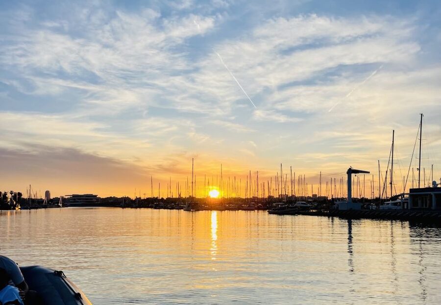 Valencia: Exclusive Sunset Cruise with Drink - Key points at a glance