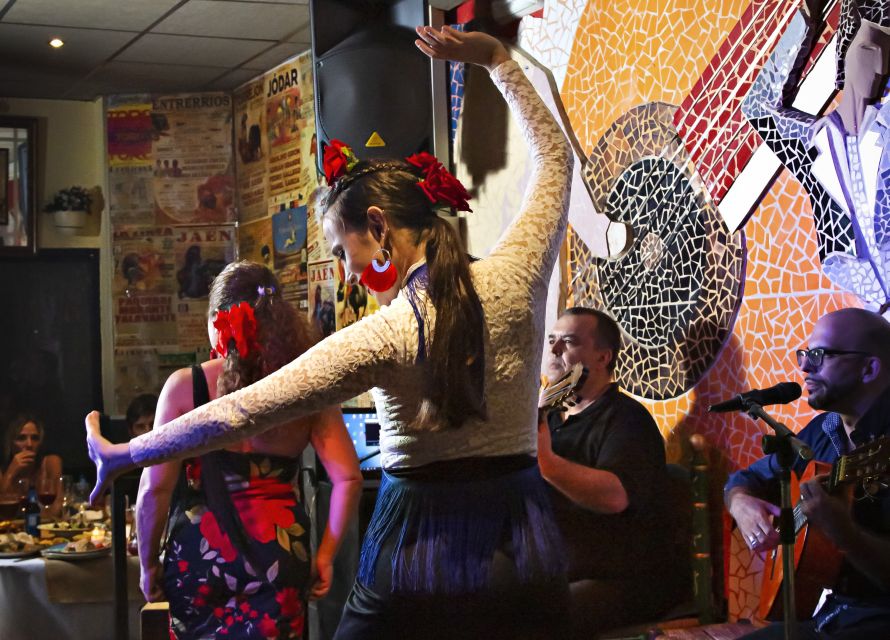 Valencia: Flamenco at Toro y La Luna with optional Dinner - Key points to know before booking