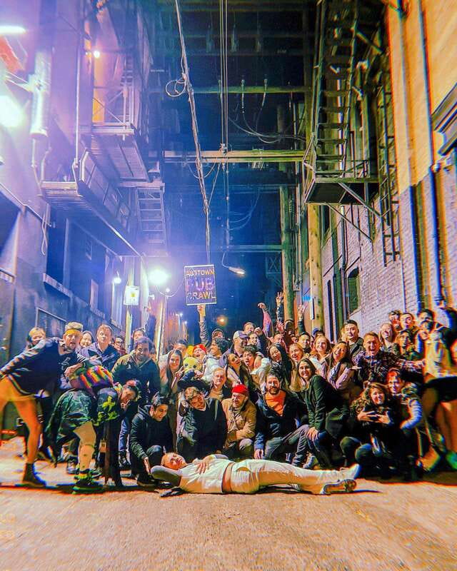 Vancouver: Gastown Pub Crawl - What this Gastown night is really about