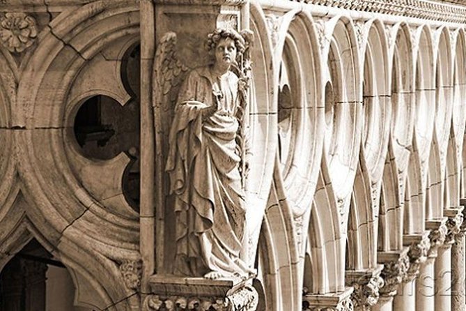 Venice Day Trip from Rome by High-Speed Train with Happy Hour - The Bridge of Sighs and Venice’s famous views