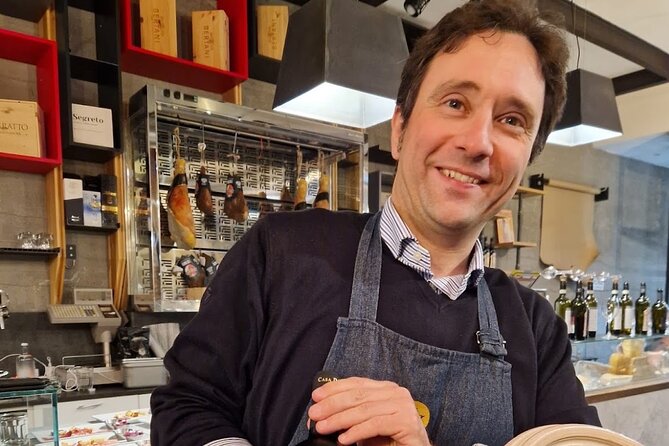 Verona: Pasta and Tiramisu Cooking Class With Free Flowing Wine - Making pasta near Verona’s Arena