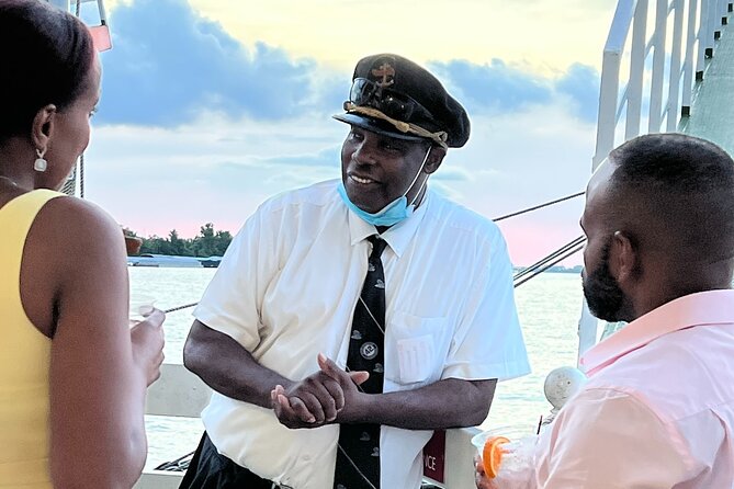 VIP Jazz Dinner Cruise with Private Tour and Open Bar Option - The private tour, captain, engine room, and paddlewheel