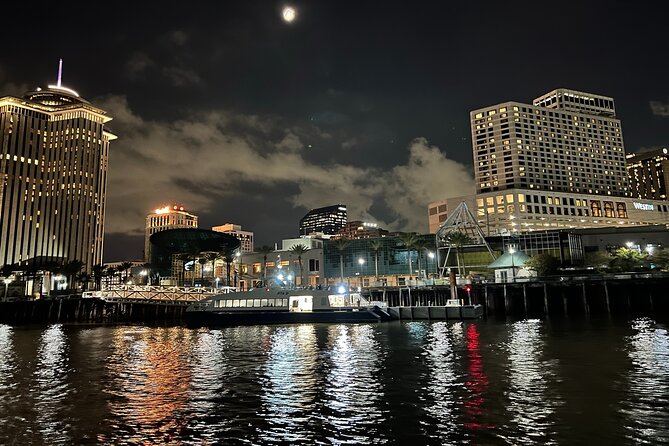 VIP Jazz Dinner Cruise with Private Tour and Open Bar Option - Accessibility and practical limits