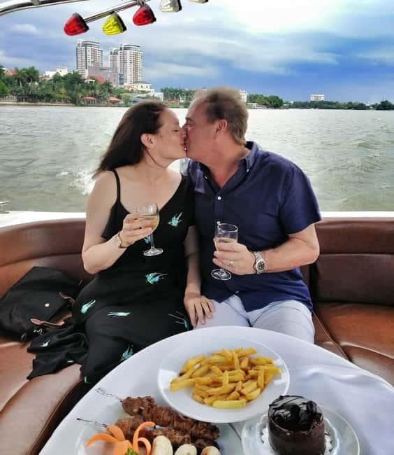 VIP Tour Enjoy Romantic Sunset by Speed Boat Free Cocktail - The quieter island and Vietnamese fishing life