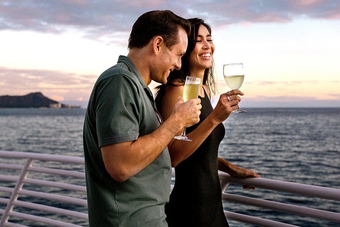 Waikiki Sunset Cocktail Cruise aboard the Majestic by Atlantis - Drinks, snacks, and the price