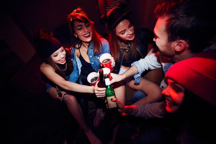 Warsaw: The Original Pub Crawl - The games are useful, but not required