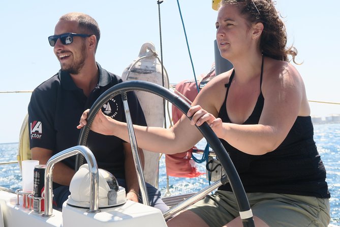 Wonderful 2 Hour Sailing trip including open bar and Pinchos - What the Reviews Tell You About the Experience